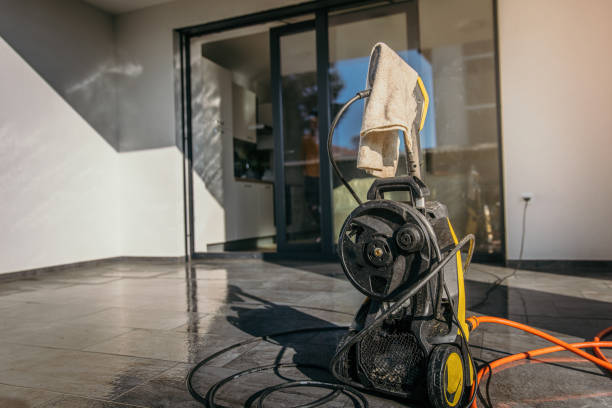 Best Building Exterior Washing  in Holtville, CA